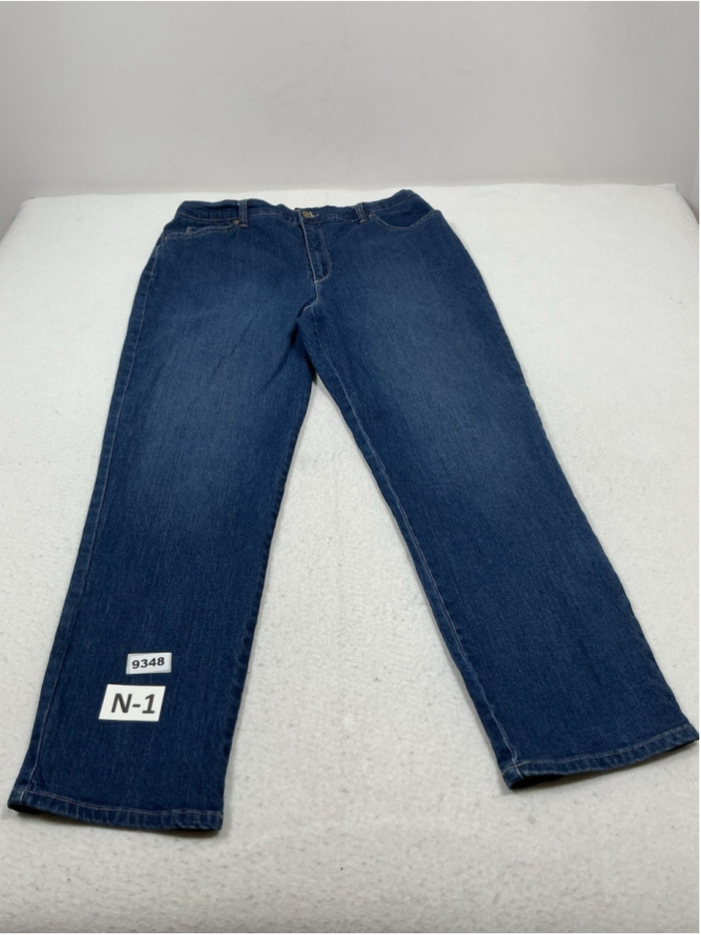 Womans Excellent Gloria Vanderbilt Amanda Blue Jeans Size 18 S Waist 34 Inches
